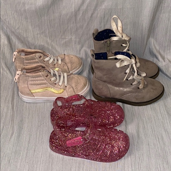 Girls Shoe Bundle Lot Size 8 - Picture 2 of 9